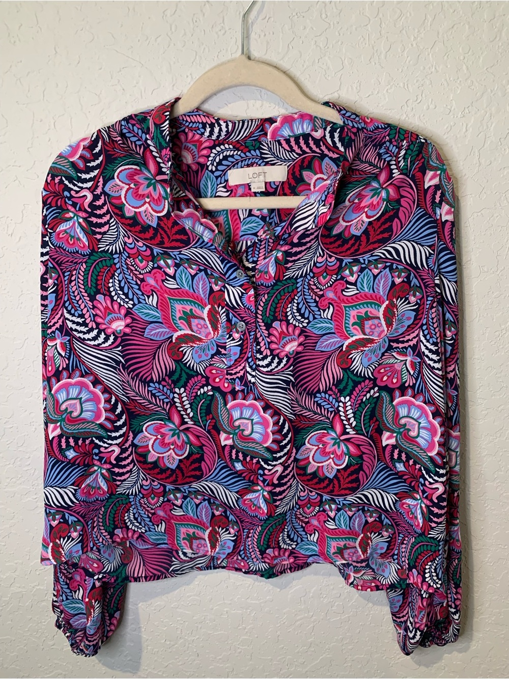 LOFT Pink & Blue Floral Paisley Button-Up Blouse